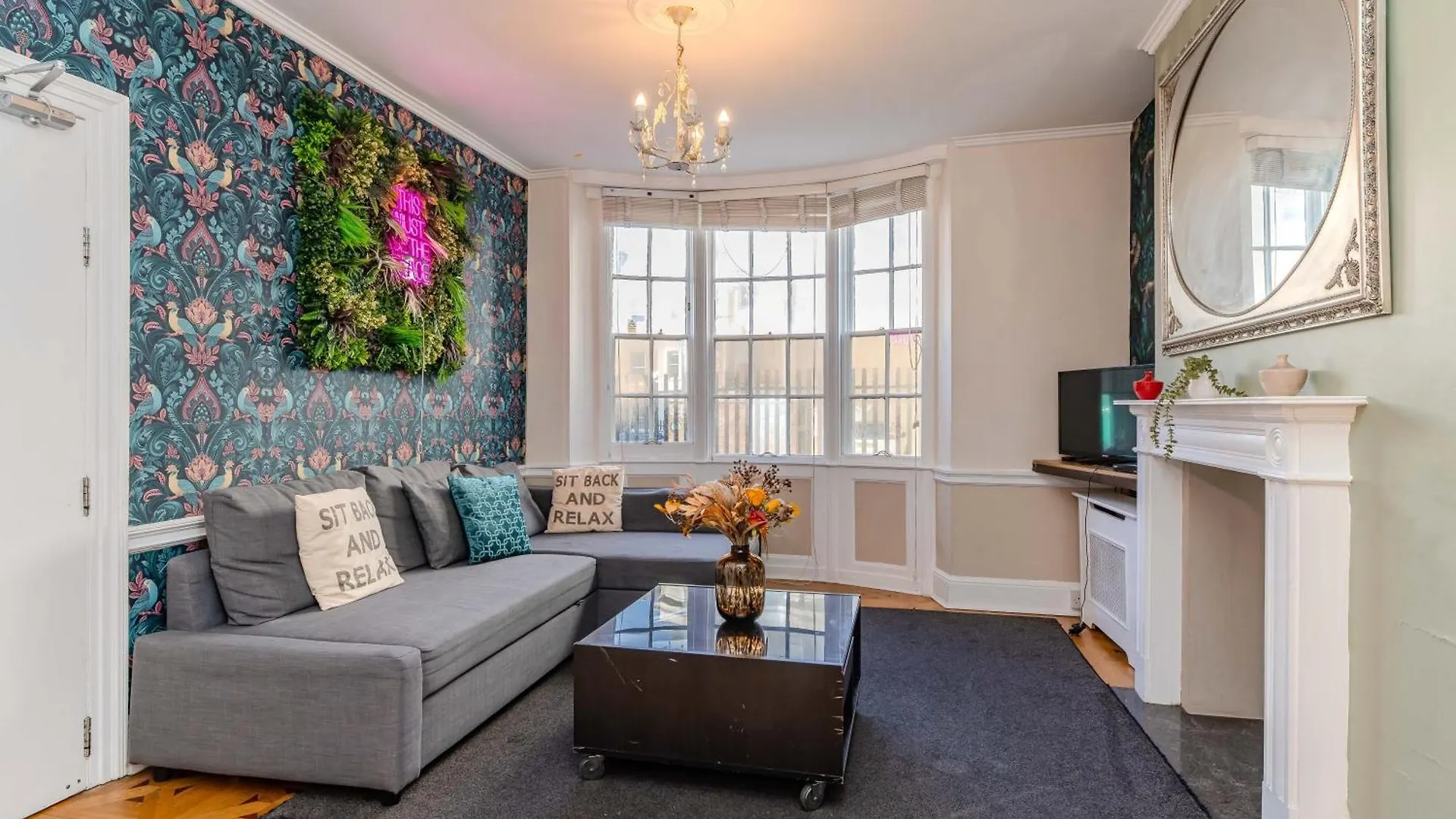 Grand Kemptown Residence L Spacious 5-Bedroom With Private Patio Brighton