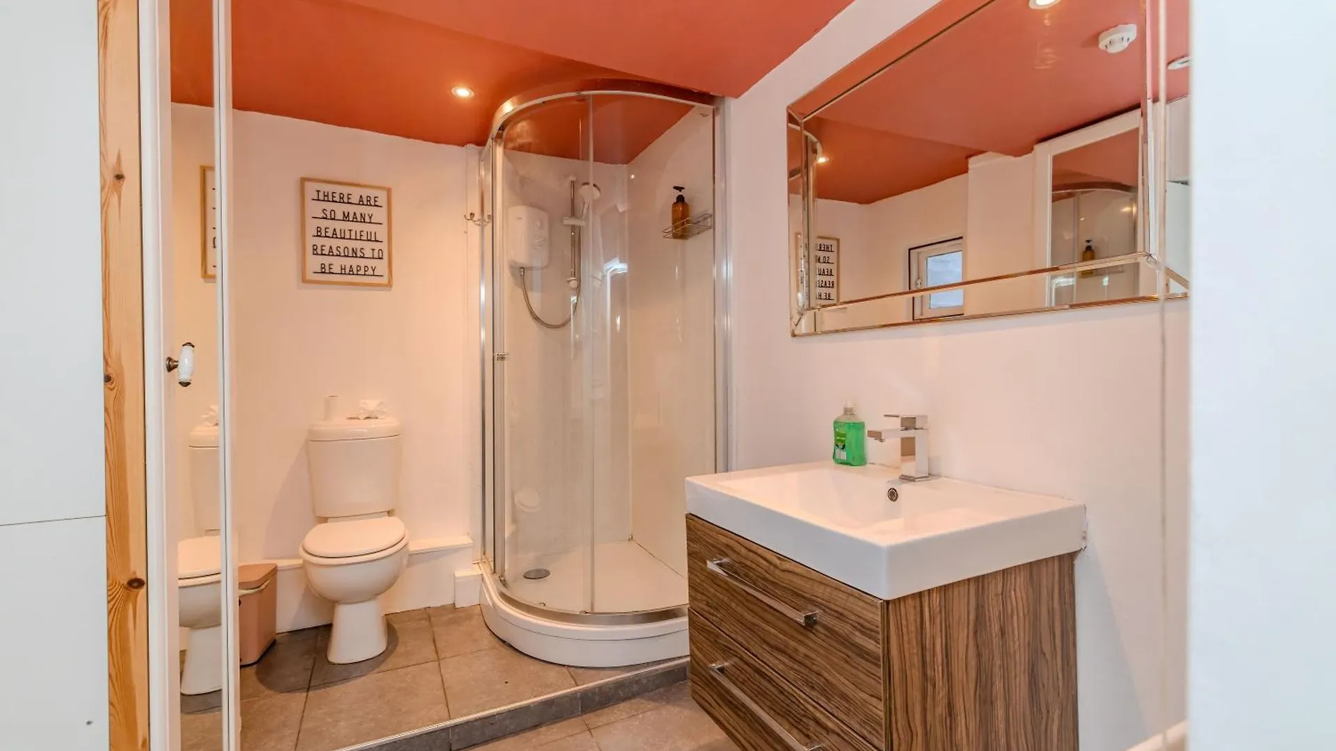 Grand Kemptown Residence L Spacious 5-Bedroom With Private Patio Brighton United Kingdom