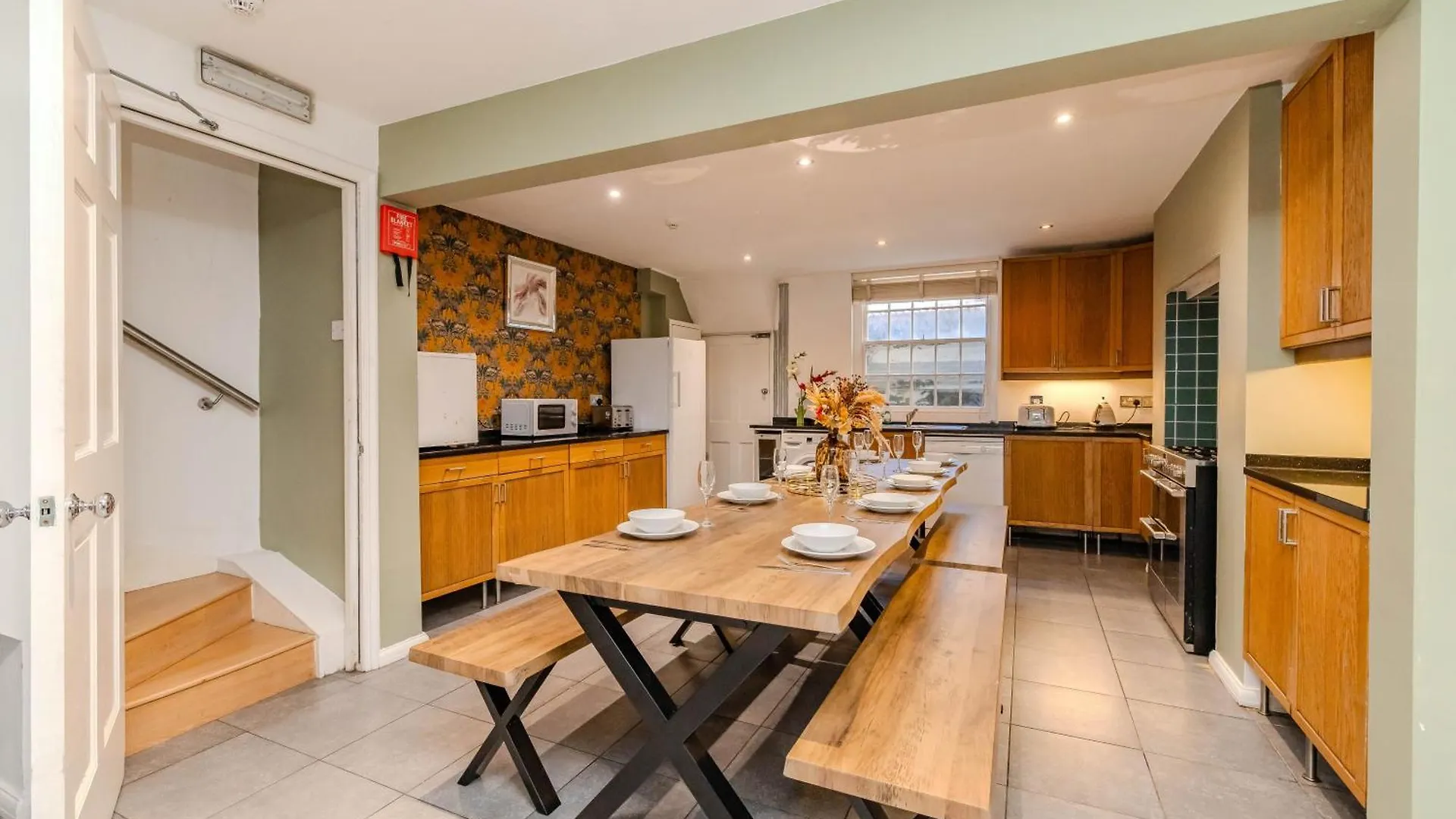 Grand Kemptown Residence L Spacious 5-Bedroom With Private Patio Brighton Apartment